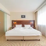 Hotel An Der Oper 4*