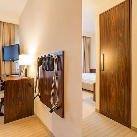 An Der Oper Hotell 4*