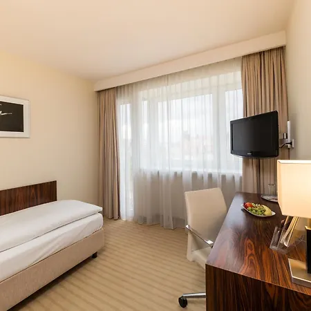 Hotel An Der Oper 4*