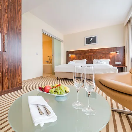 An Der Oper Hotel 4*