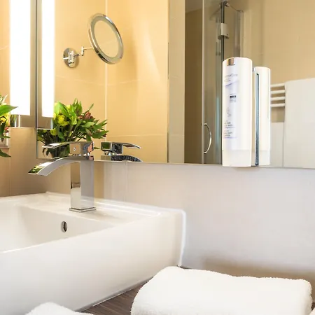 酒店 歌剧酒店 4*