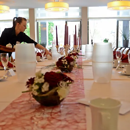 An Der Oper 4* Κέμνιτς