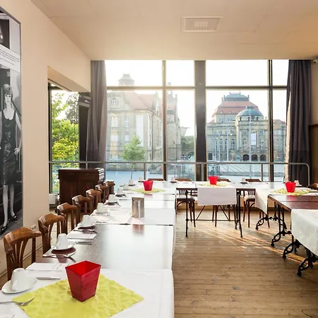 An Der Oper Chemnitz