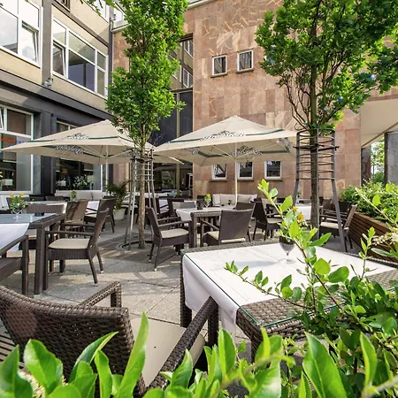 Hotel An Der Oper 4*