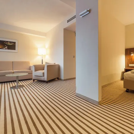 An Der Oper 4* Κέμνιτς