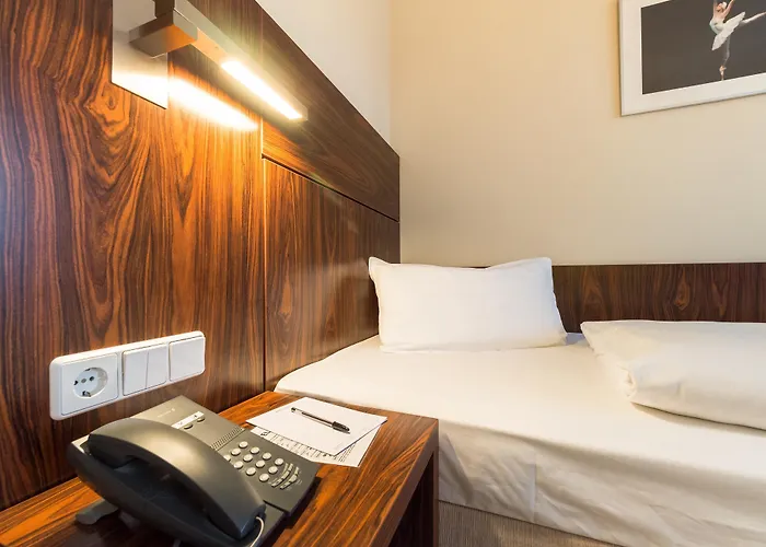 An Der Oper فندق شيمنيتز