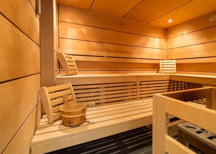 An Der Oper فندق 4*