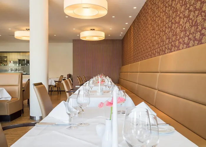 فندق An Der Oper 4*