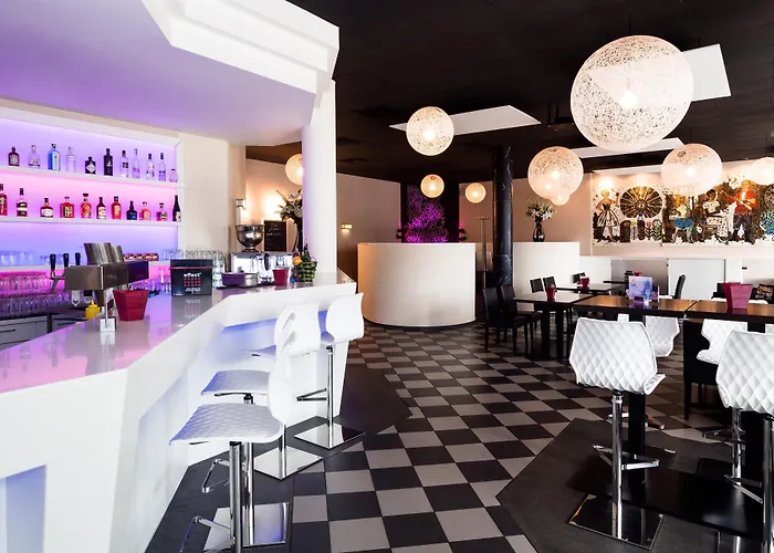 Отель An Der Oper 4*