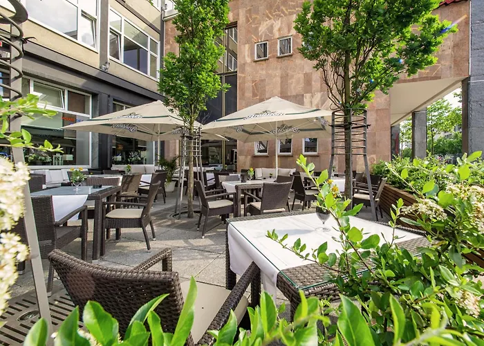 فندق An Der Oper 4*