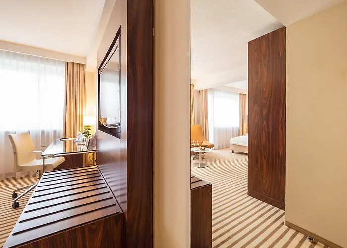 فندق An Der Oper 4*