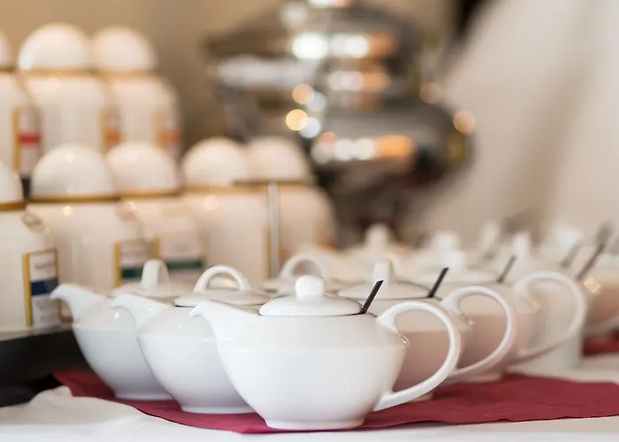 فندق An Der Oper شيمنيتز